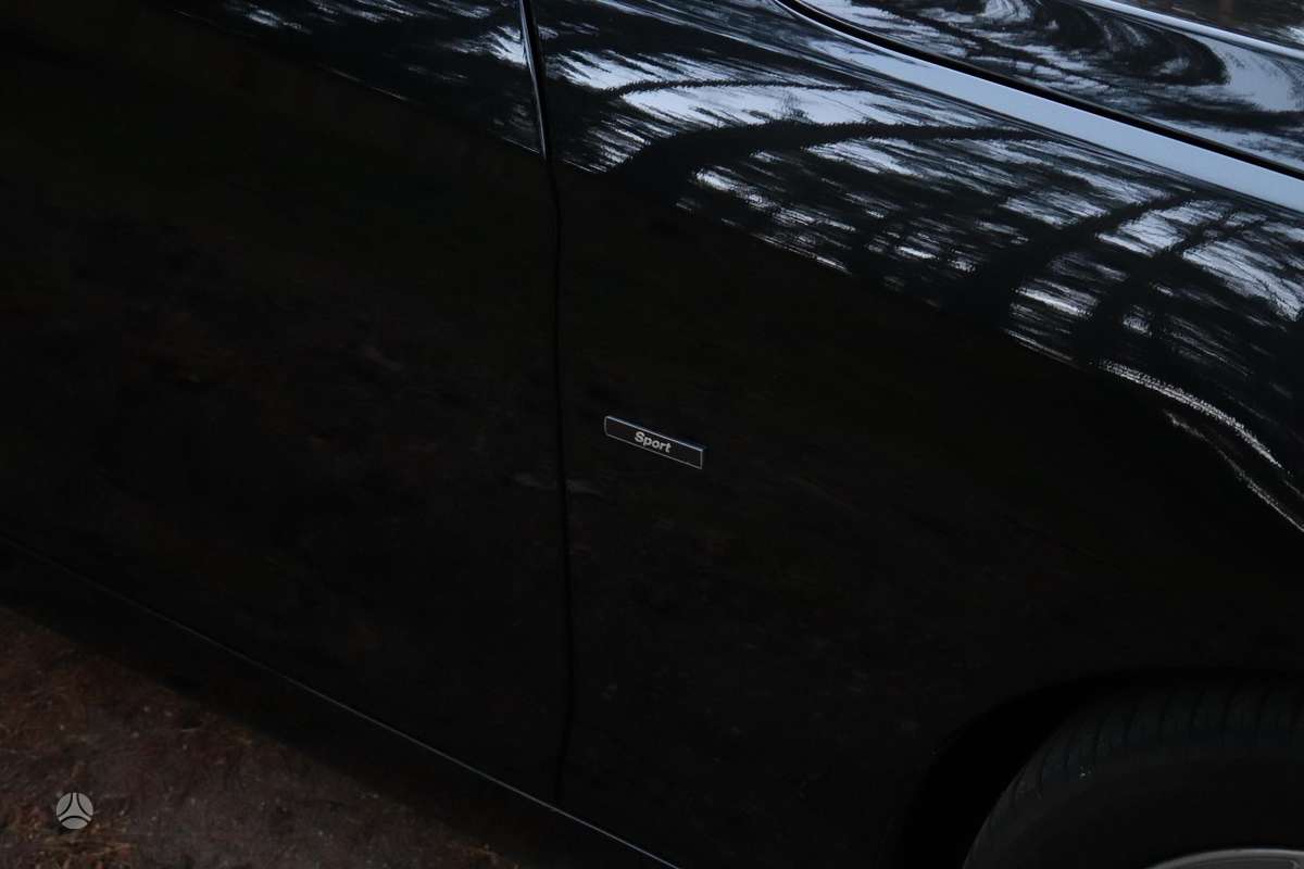 BMW 118, 2.0 l., hatchback