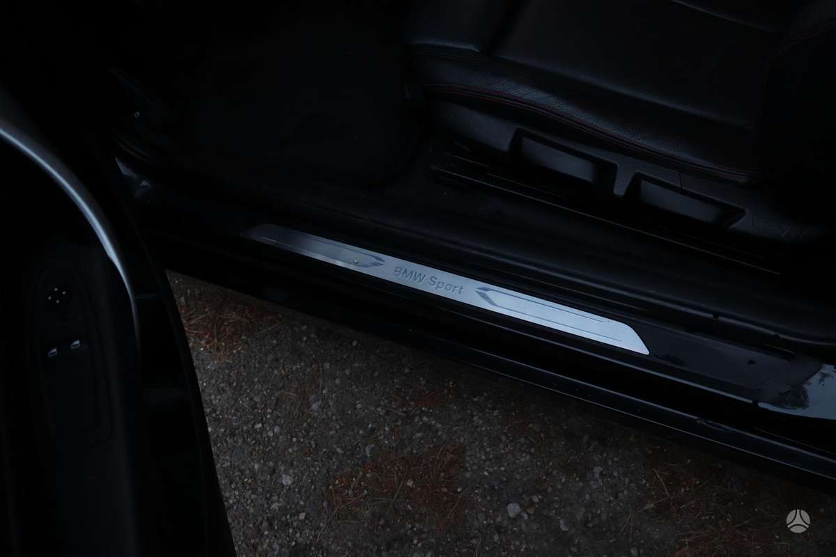 BMW 118, 2.0 l., hatchback
