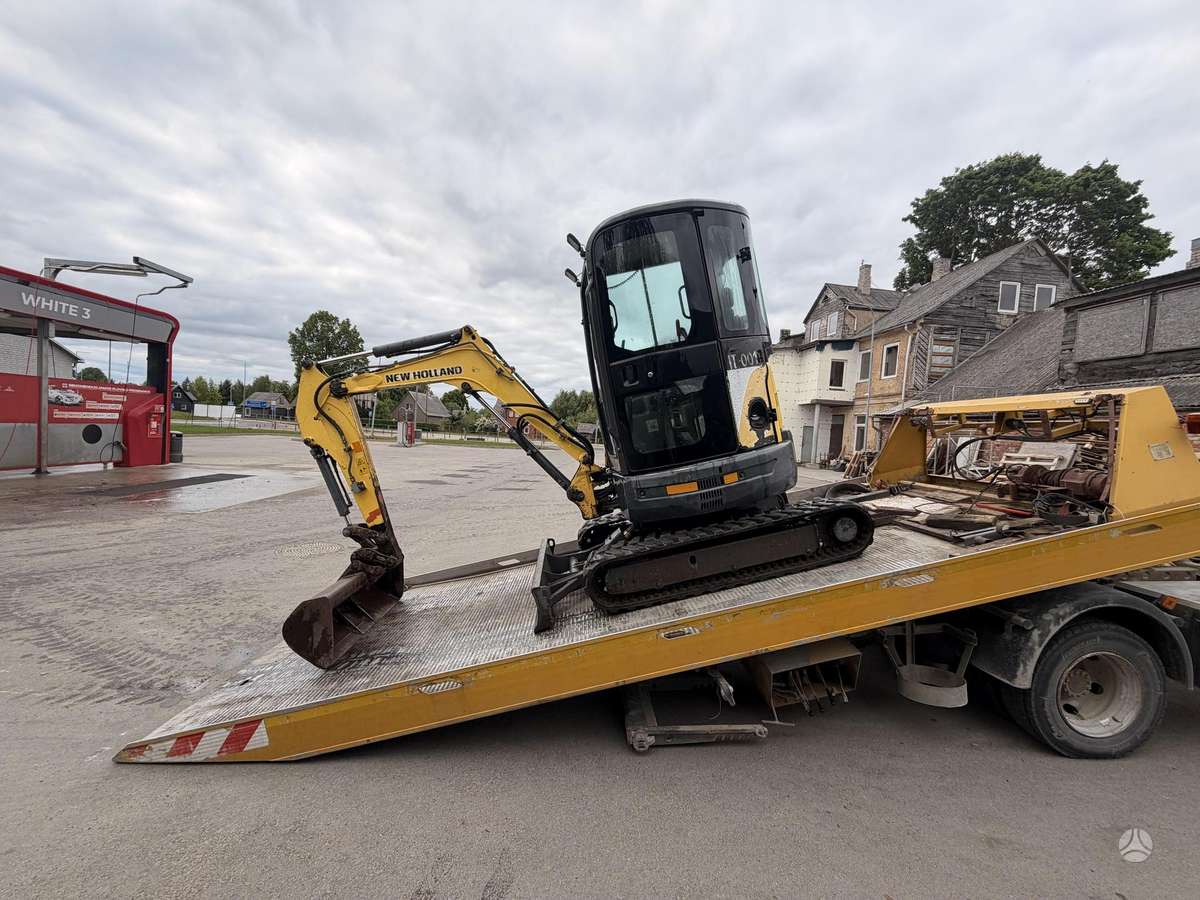New Holland E26, mini ekskavatoriai