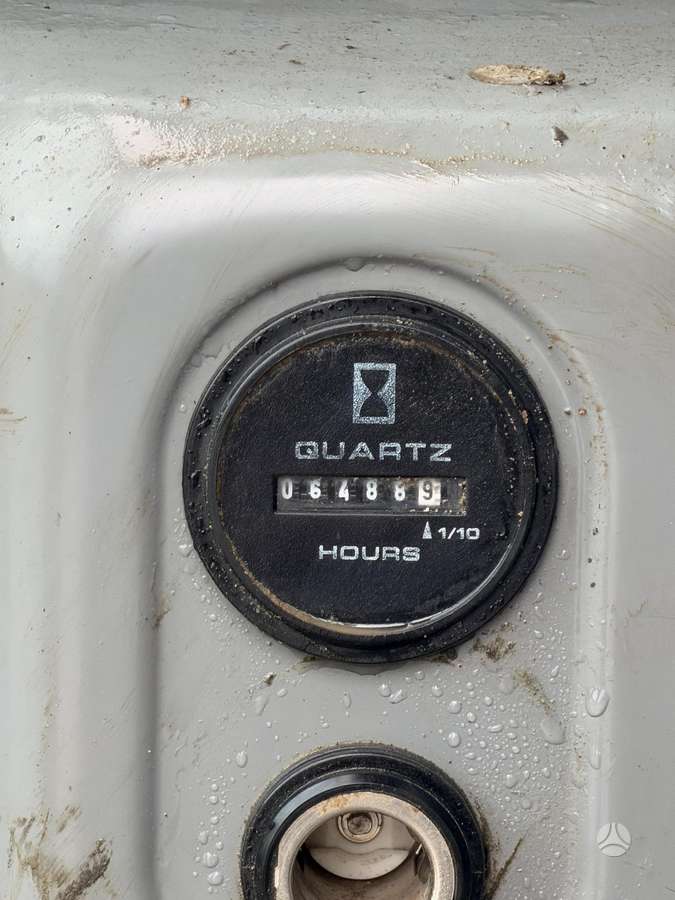 New Holland E26, mini ekskavatoriai