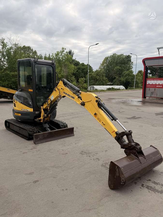 New Holland E26, mini ekskavatoriai