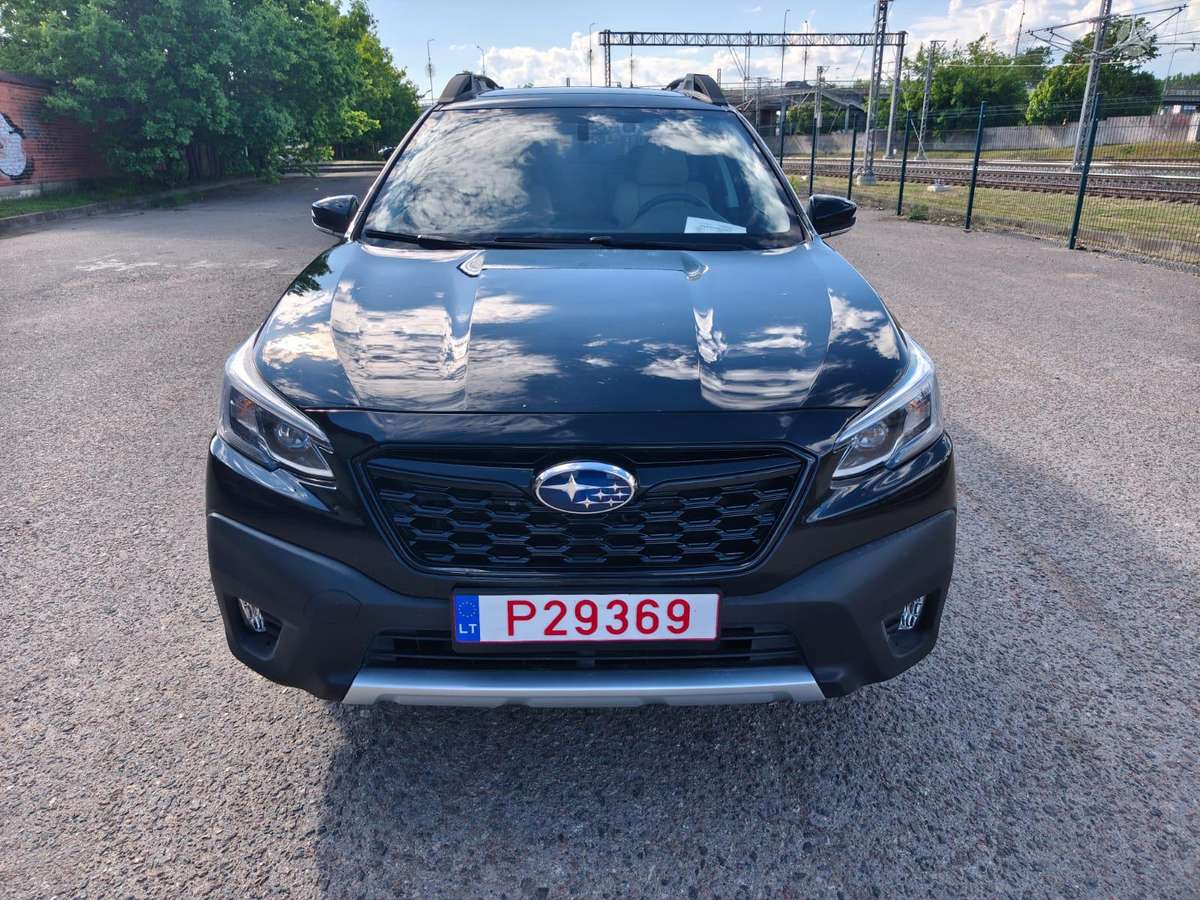 Subaru Outback, 2.5 l., off-road / crossover