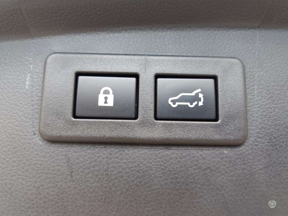 Subaru Outback, 2.5 l., off-road / crossover