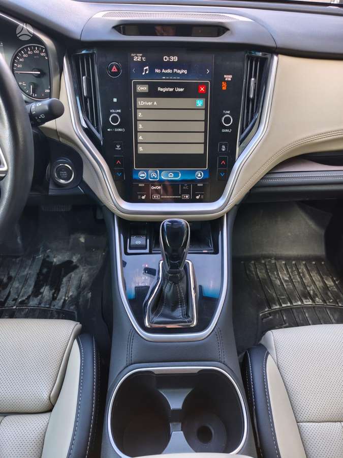 Subaru Outback, 2.5 l., off-road / crossover