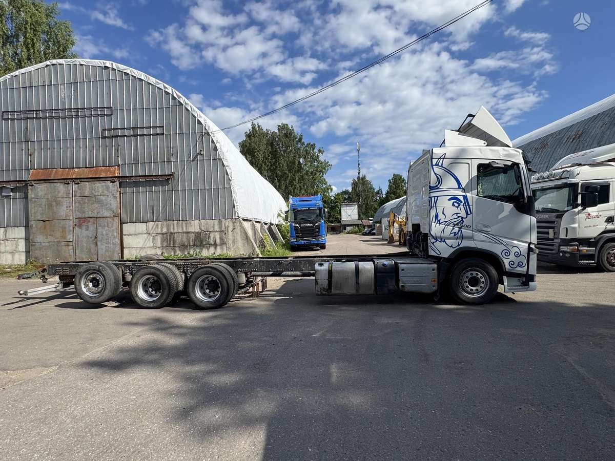 Volvo FH500, шасси