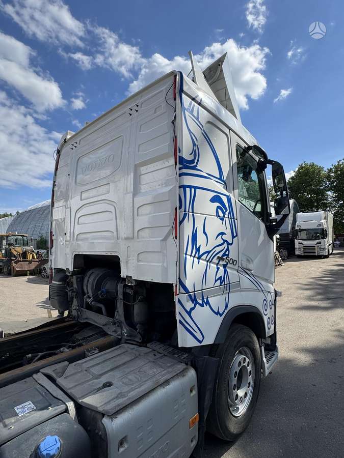 Volvo FH500, шасси