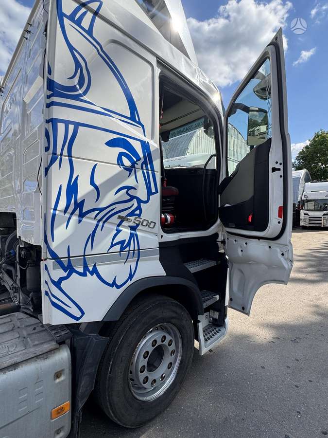 Volvo FH500, шасси