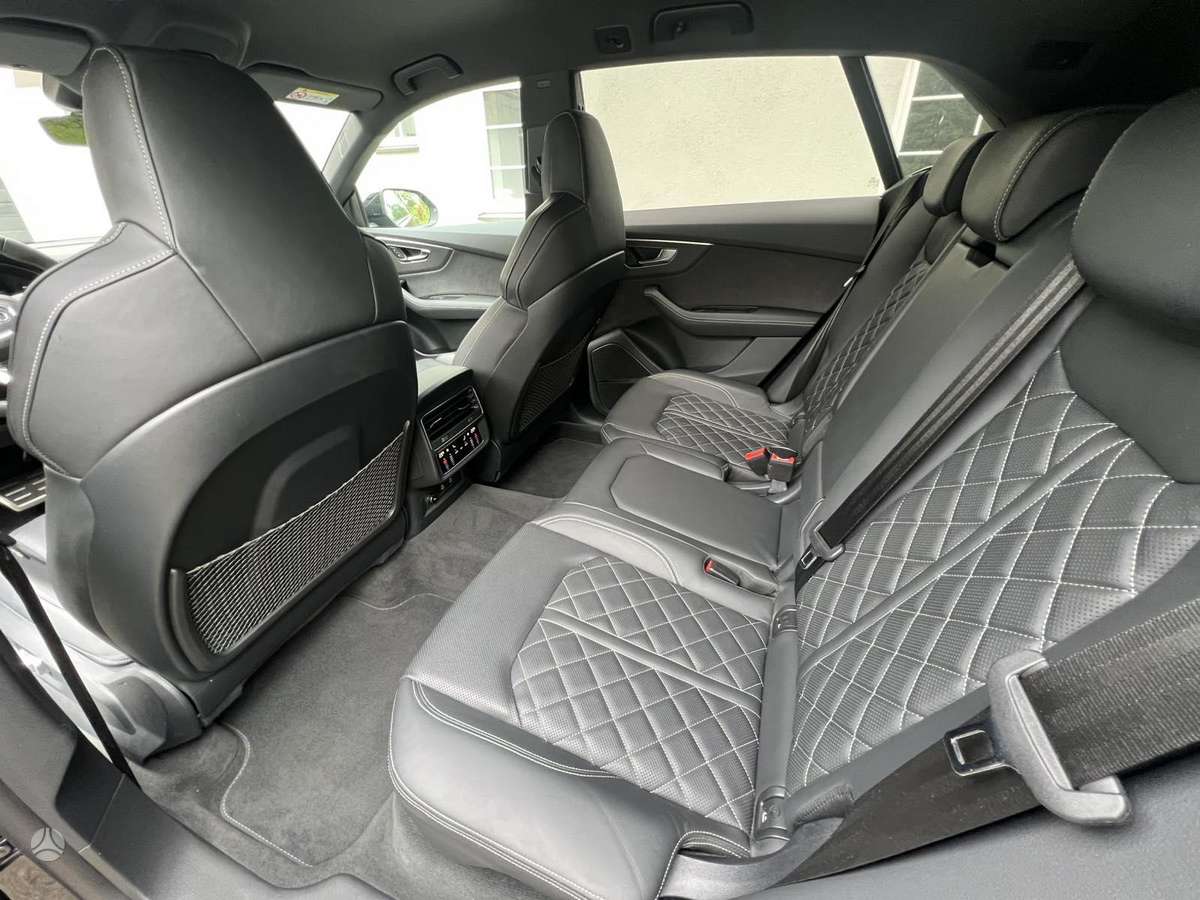 Audi SQ8, 4.0 l., Хэтчбек