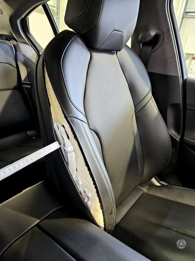 BMW i5, 82 kWh, sedanas