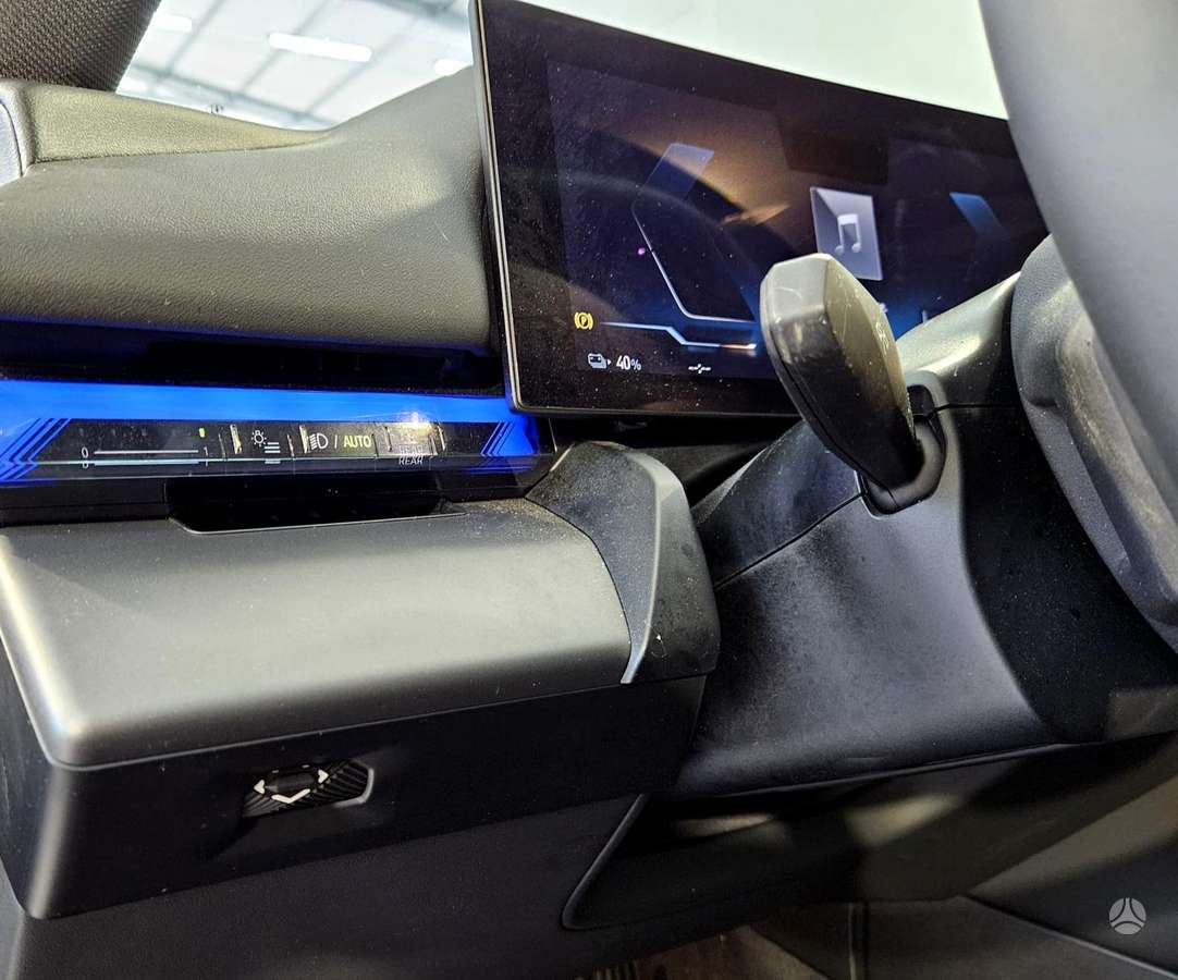 BMW i5, 82 kWh, sedanas