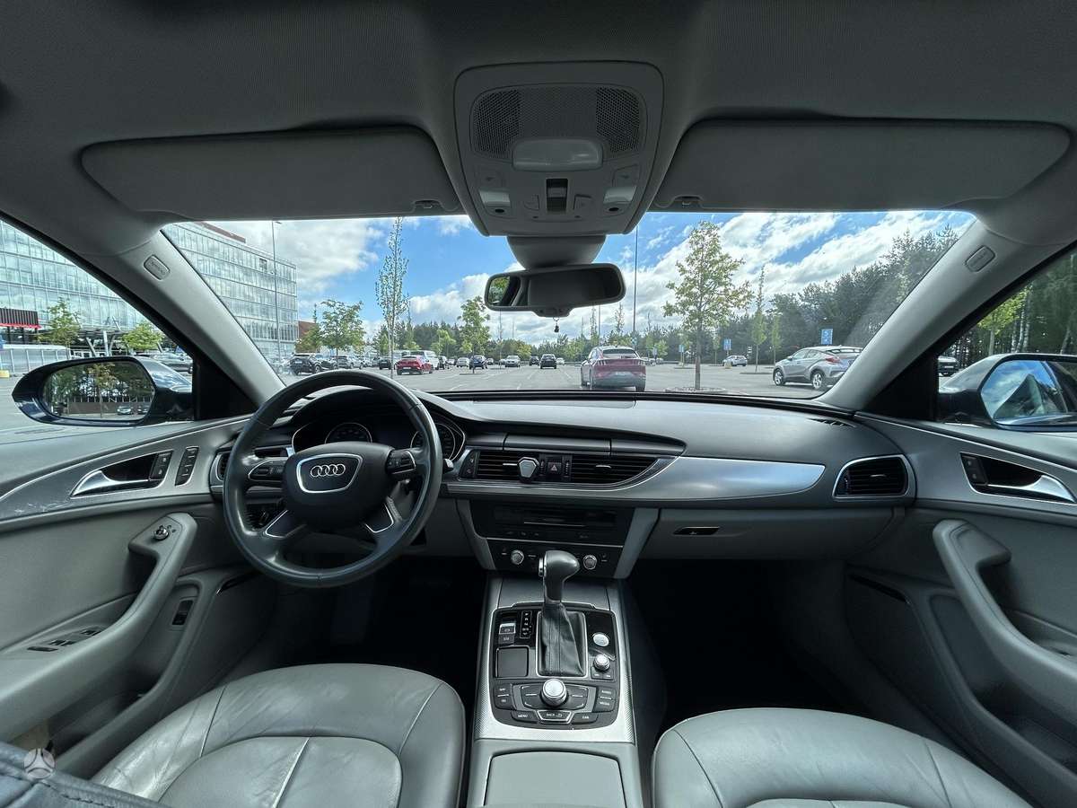 Audi A6, 2.0 l., Седан