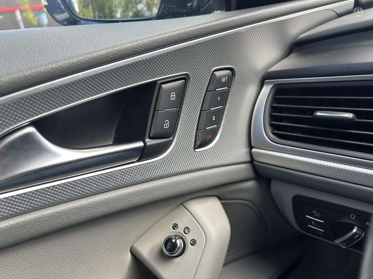 Audi A6, 2.0 l., Седан