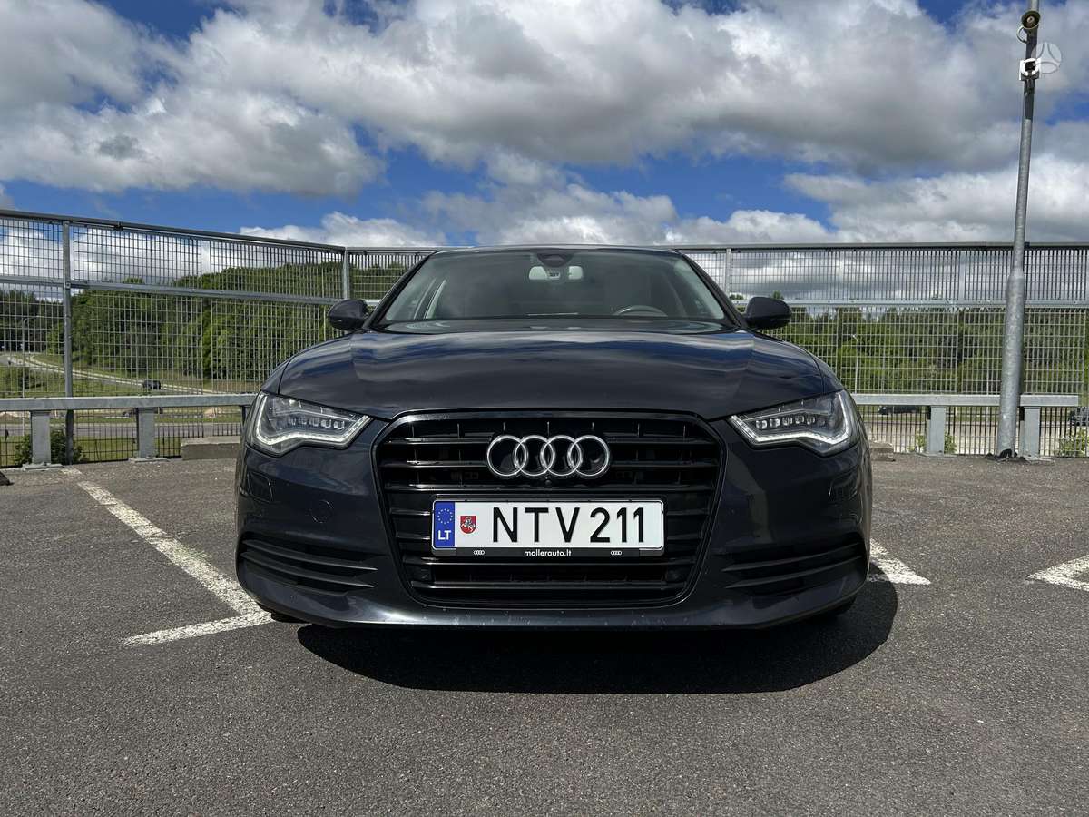 Audi A6, 2.0 l., Седан