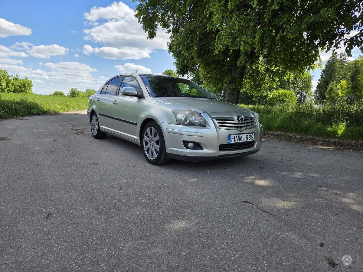 Toyota Avensis - 3