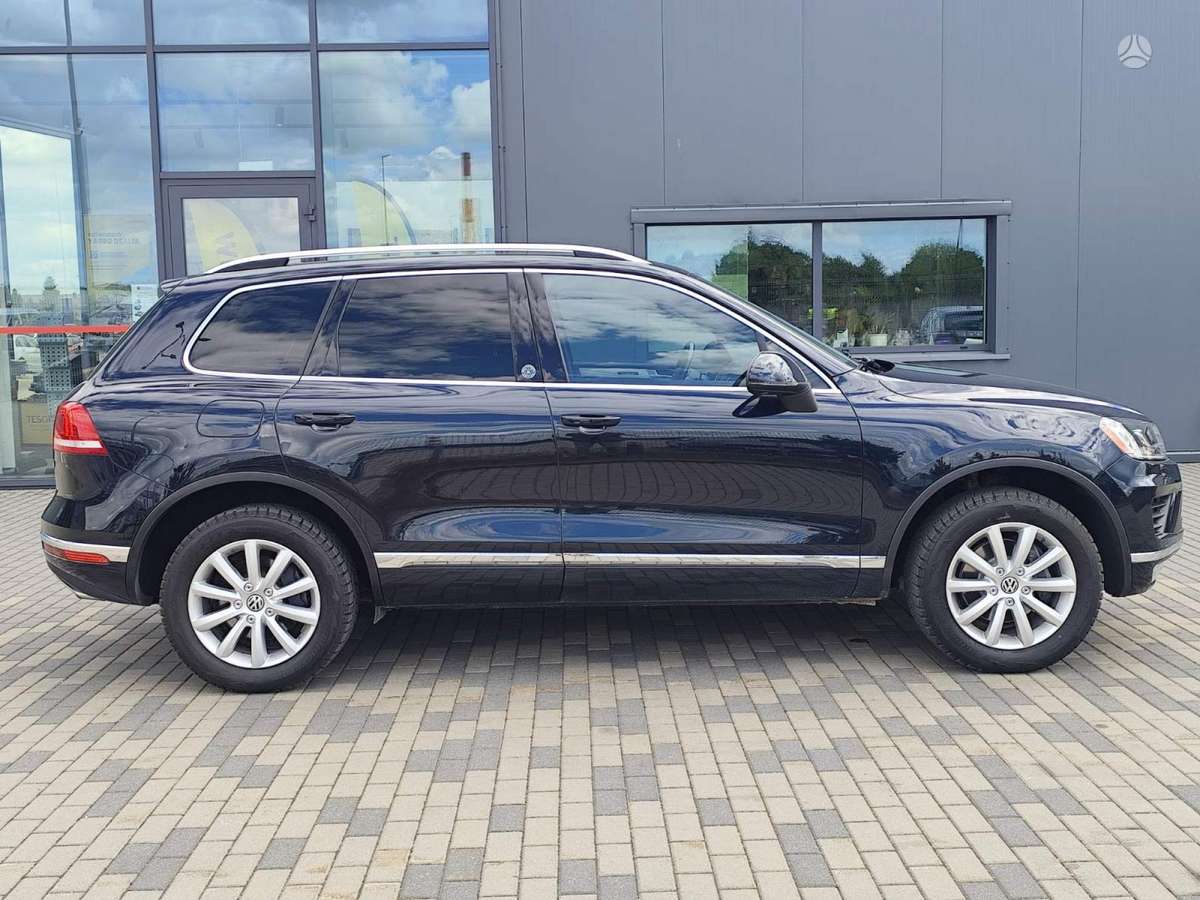 Volkswagen Touareg - 8