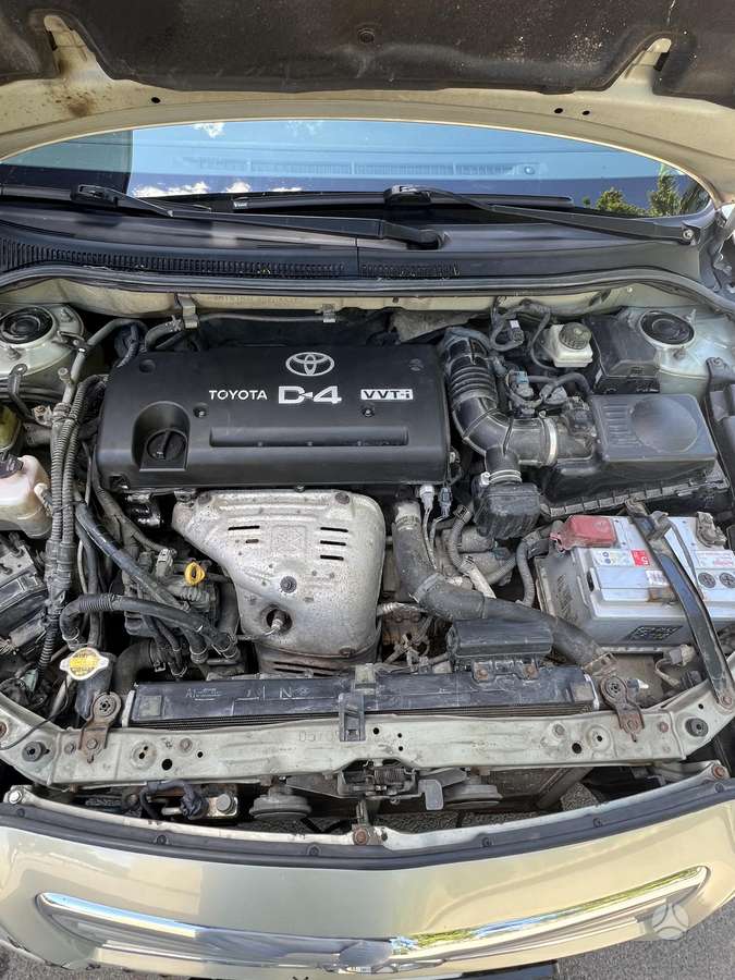 Toyota Avensis, 2.0 l., Универсал
