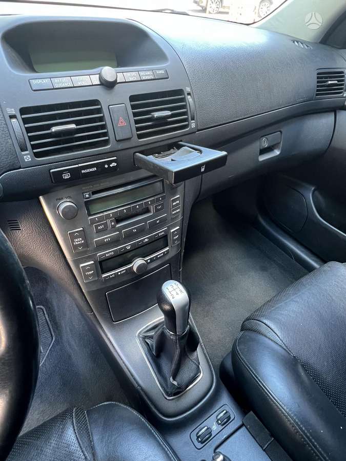 Toyota Avensis, 2.0 l., Универсал