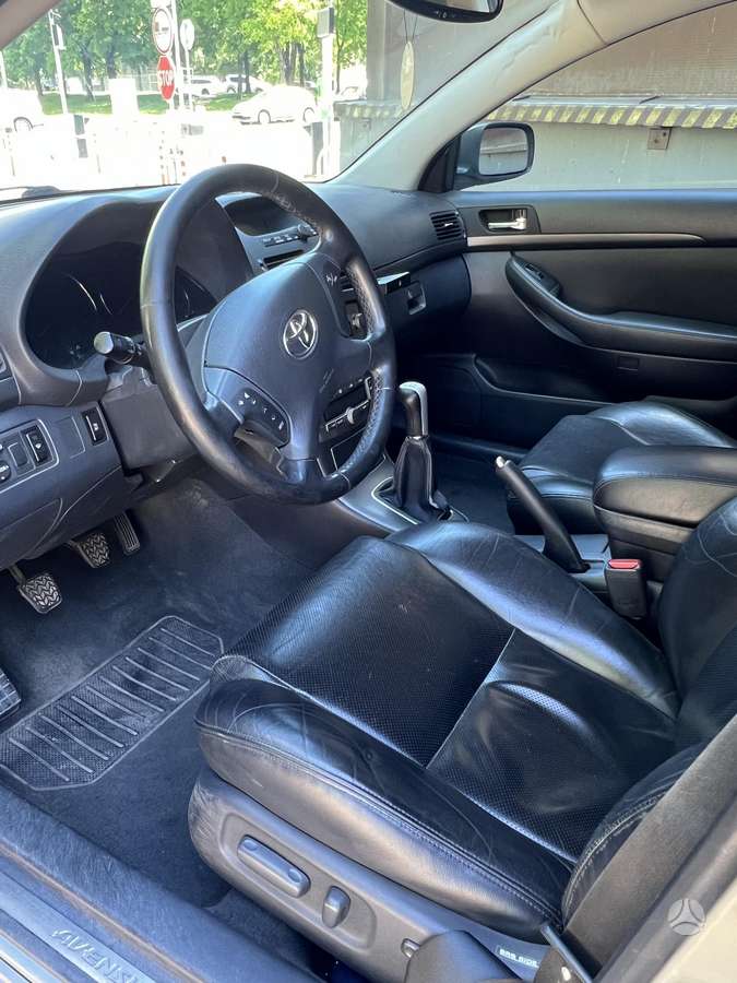Toyota Avensis, 2.0 l., Универсал