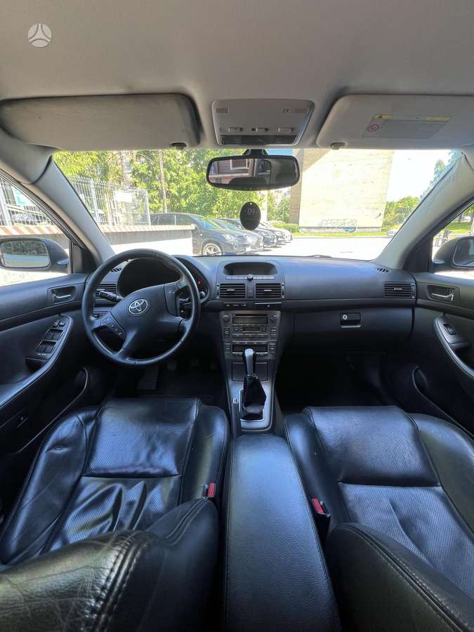 Toyota Avensis, 2.0 l., Универсал