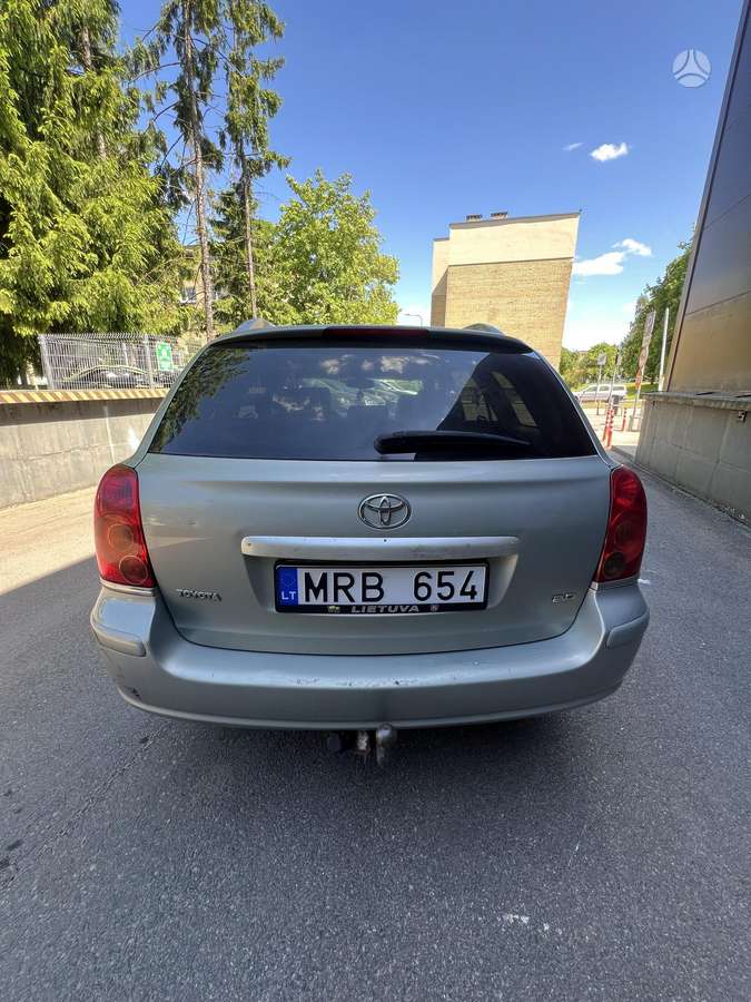 Toyota Avensis, 2.0 l., Универсал