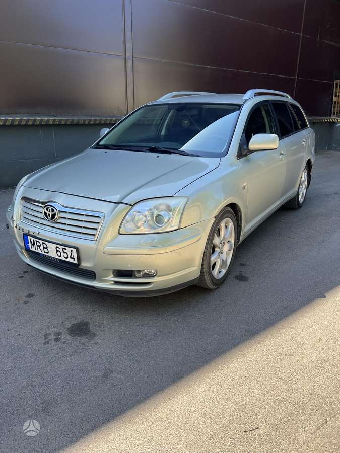Toyota Avensis, 2.0 l., Универсал