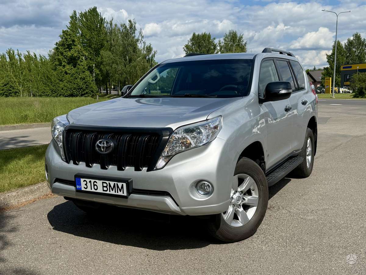 Toyota Land Cruiser - 1