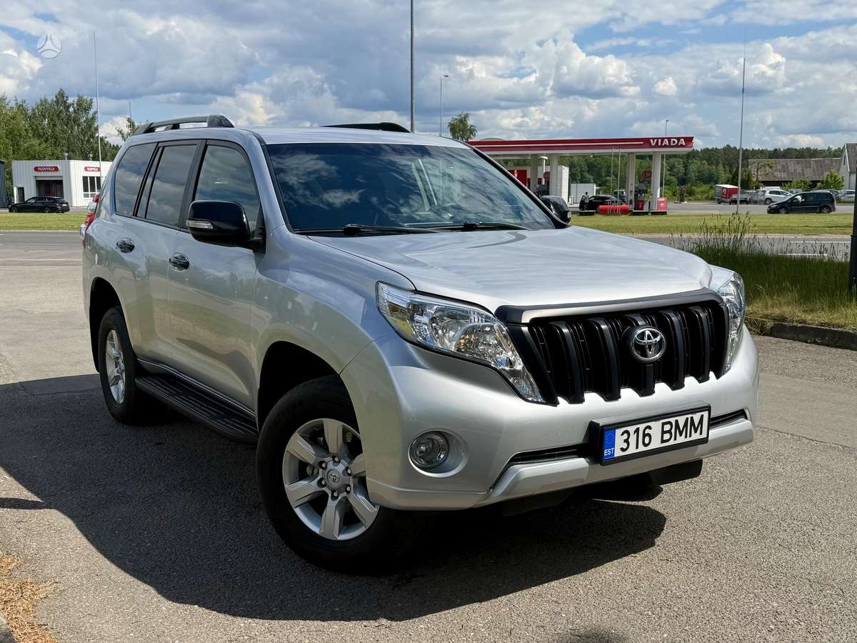 Toyota Land Cruiser - 5