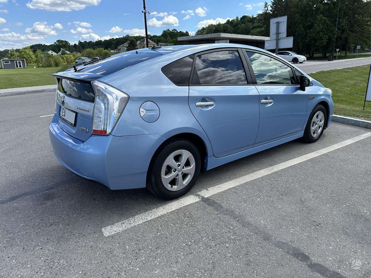 Toyota Prius - 6