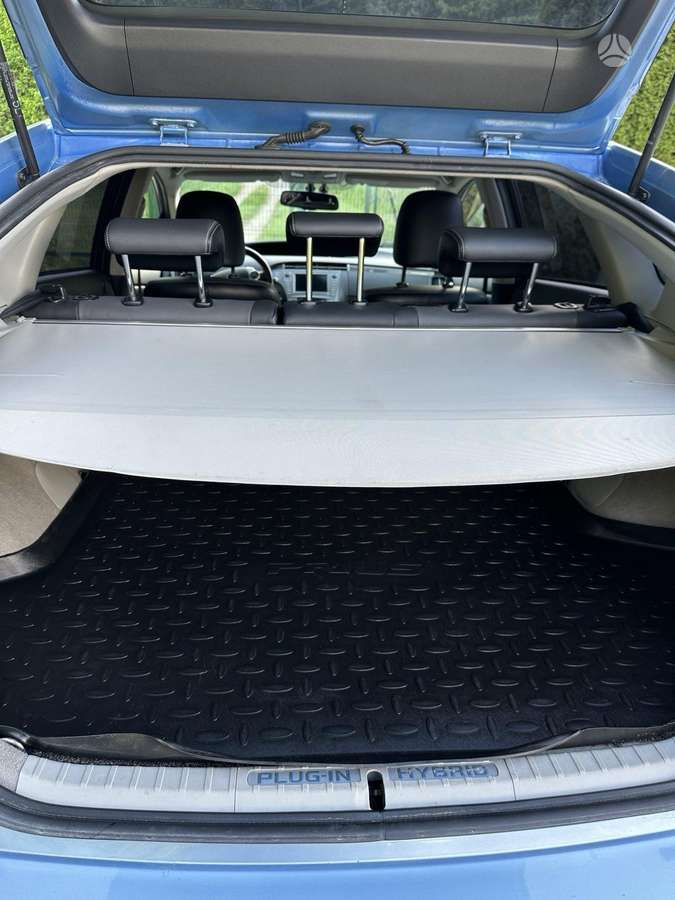 Toyota Prius - 9