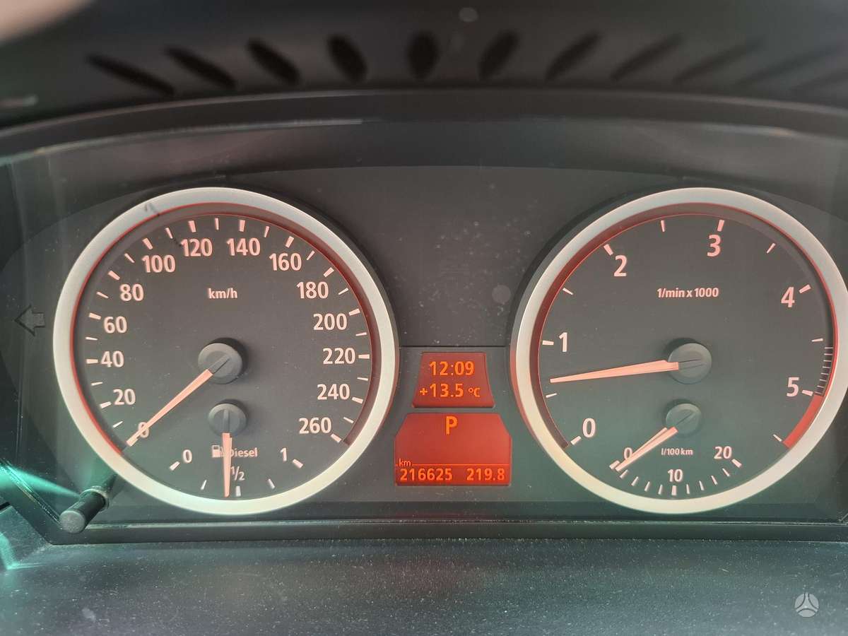 BMW 525, 2.5 l., Седан