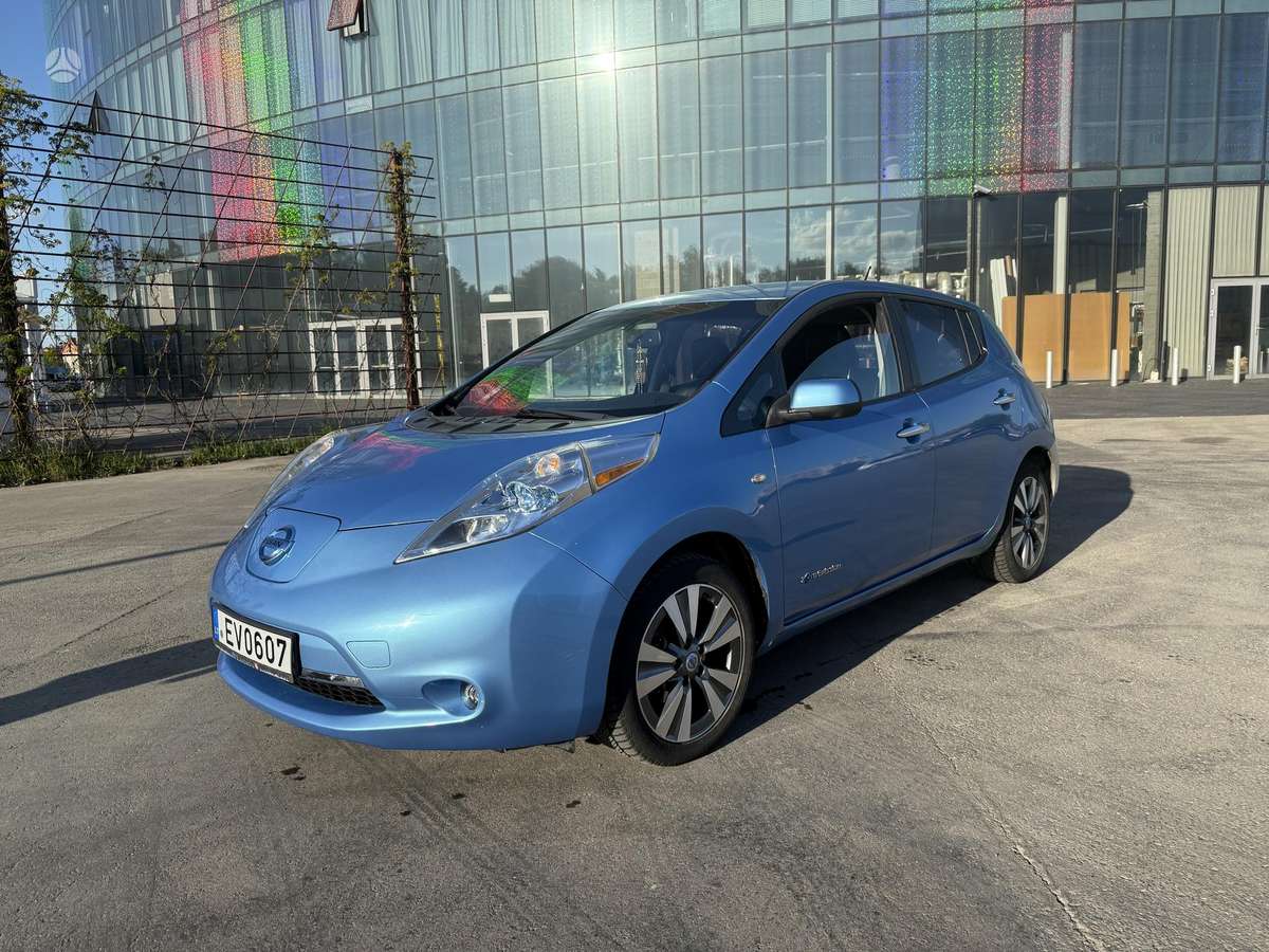 Nissan Leaf, 24 kWh, hatchback