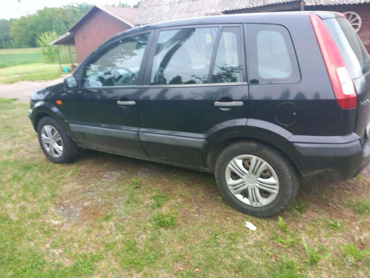 Ford Fusion, 1.4 l., hatchback