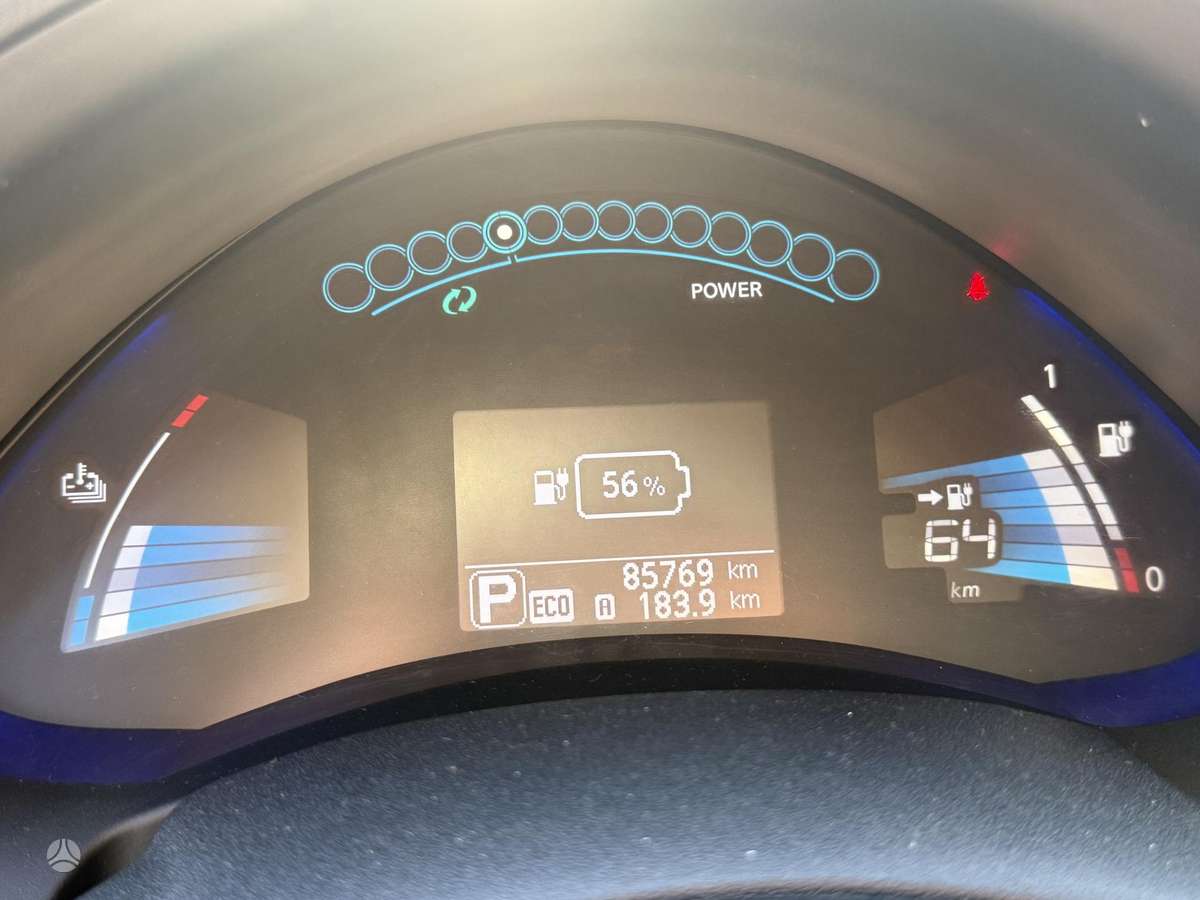 Nissan Leaf, 24 kWh, hatchback