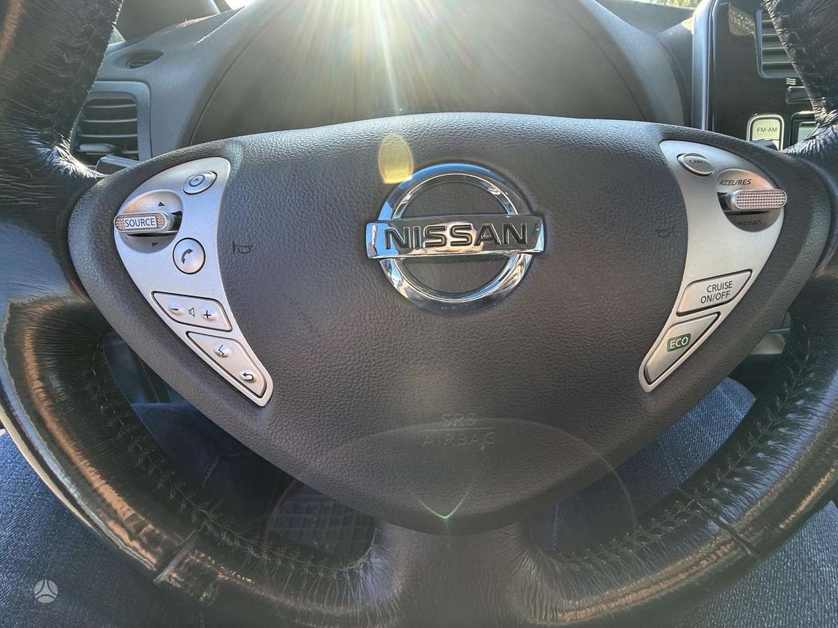 Nissan Leaf, 24 kWh, hatchback