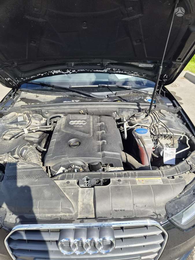 Audi A4, 1.8 l., saloon / sedan