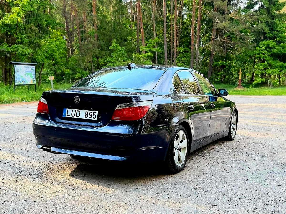 BMW 525, 2.5 l., Универсал