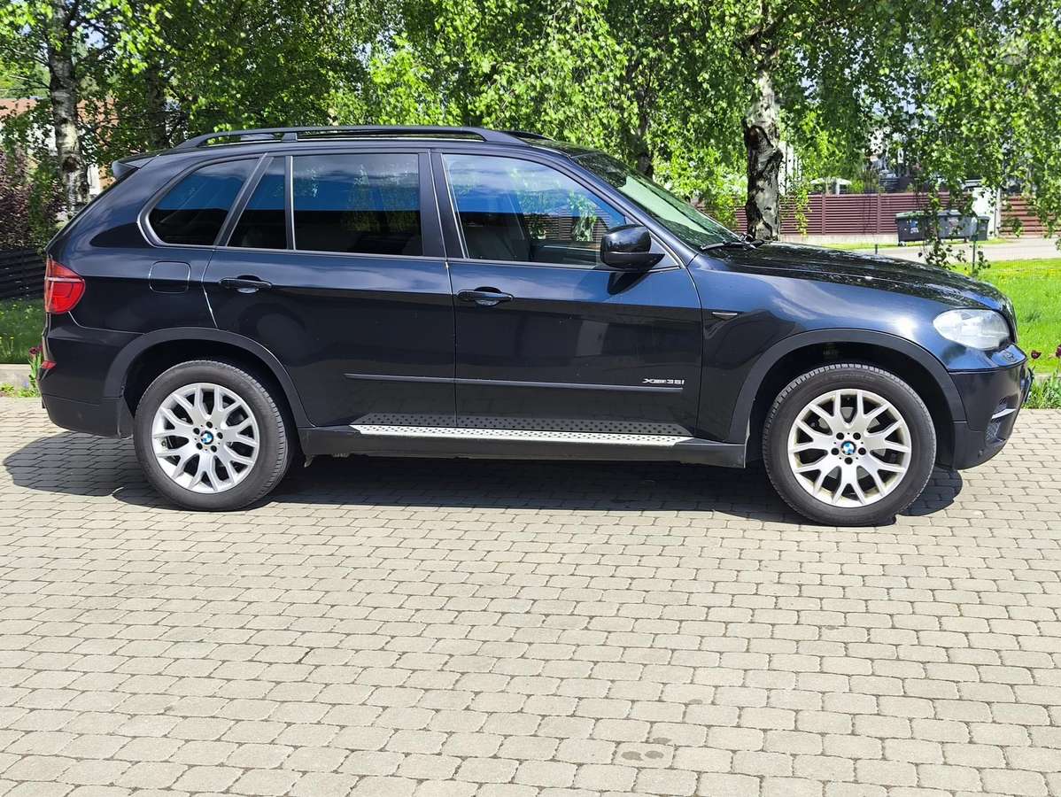BMW X5, 3.0 l., off-road / crossover