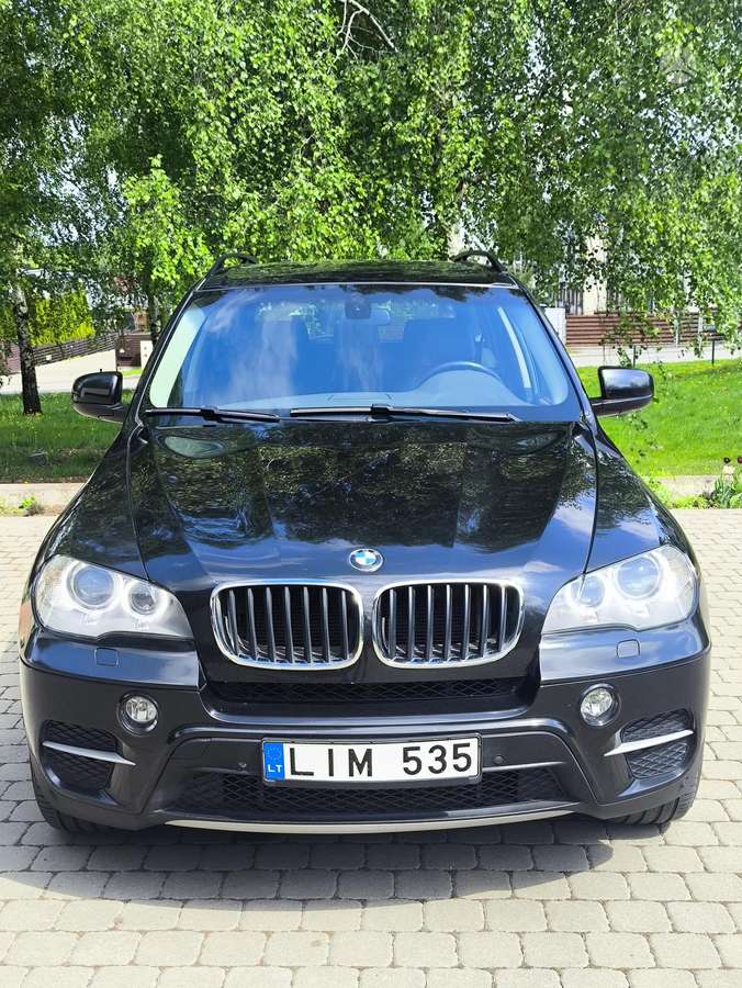 BMW X5, 3.0 l., off-road / crossover