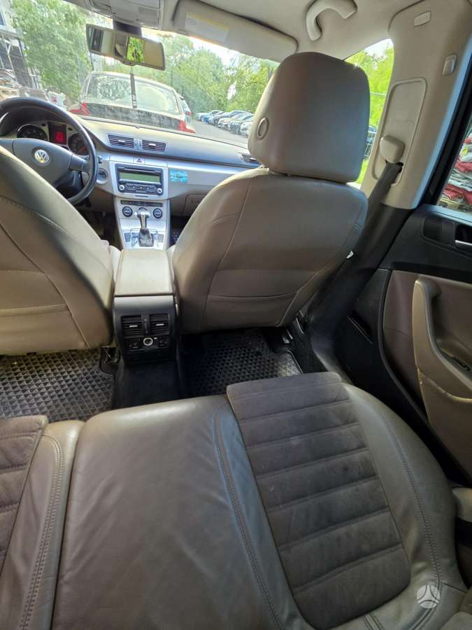 Volkswagen Passat - 7