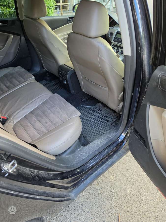 Volkswagen Passat - 9