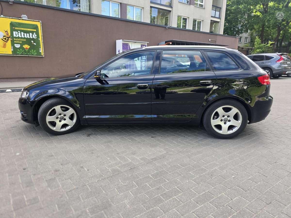 Audi A3, 1.8 l., hatchback