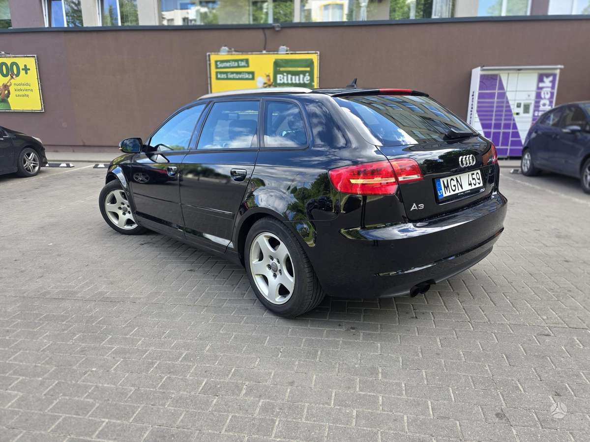 Audi A3, 1.8 l., hatchback