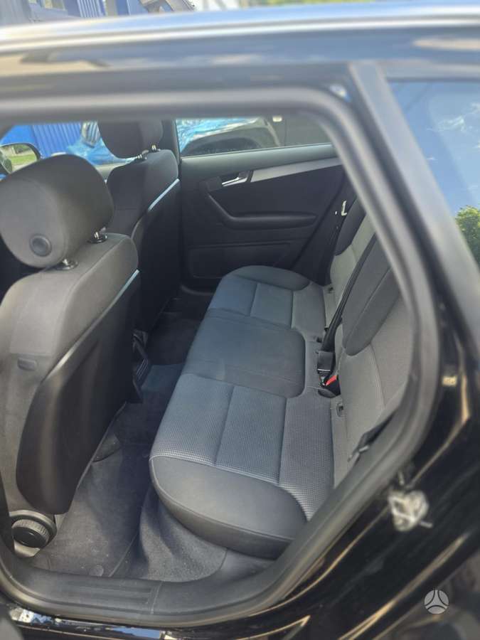Audi A3, 1.8 l., hatchback