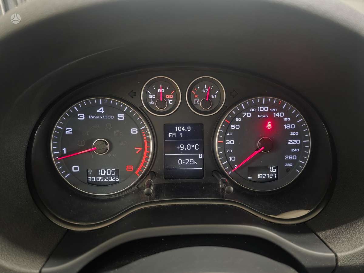 Audi A3, 1.8 l., hatchback