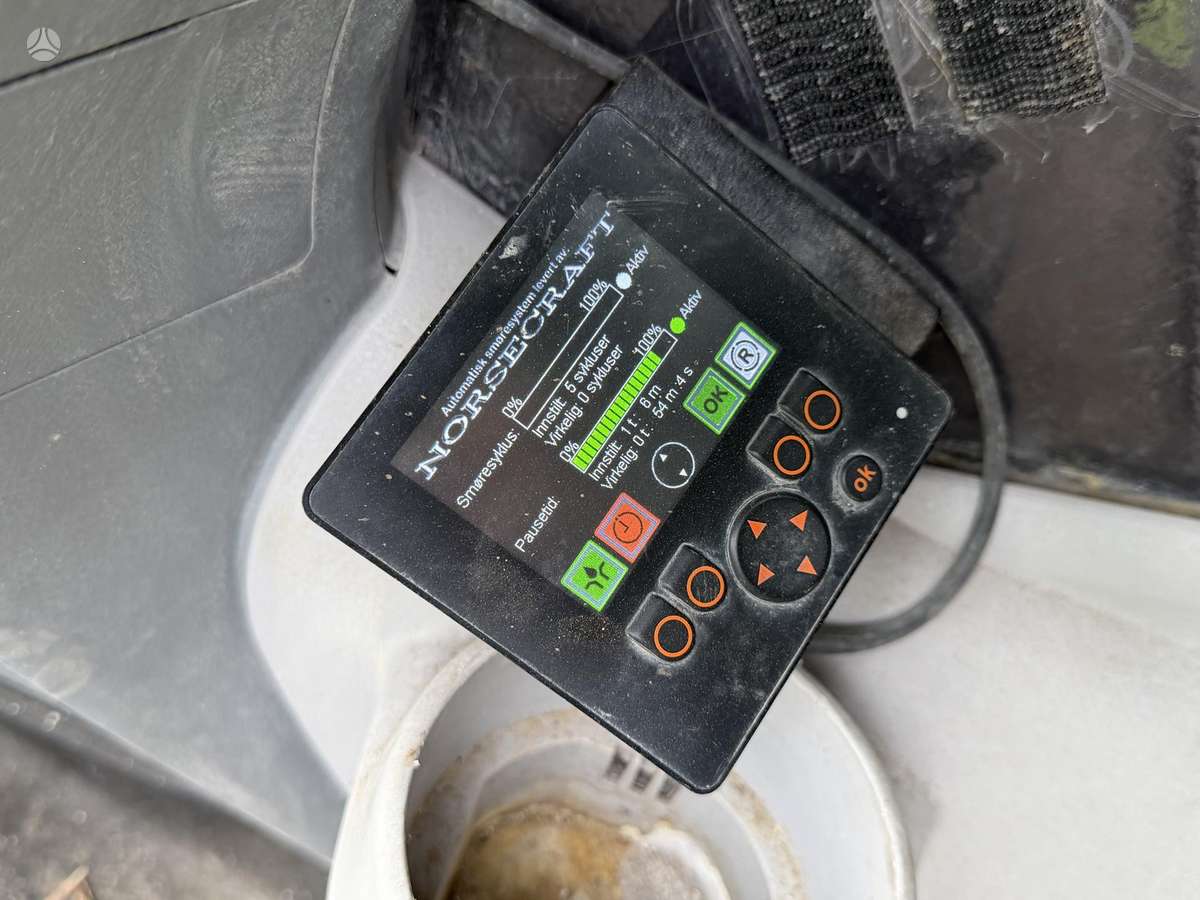 Hitachi ZX210LC-6, экскаваторы