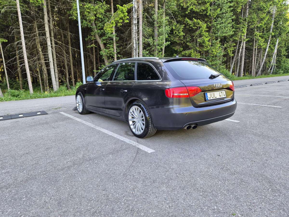 Audi A4, 2.0 l., Универсал
