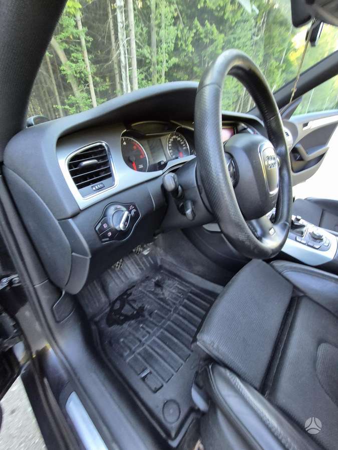 Audi A4, 2.0 l., Универсал