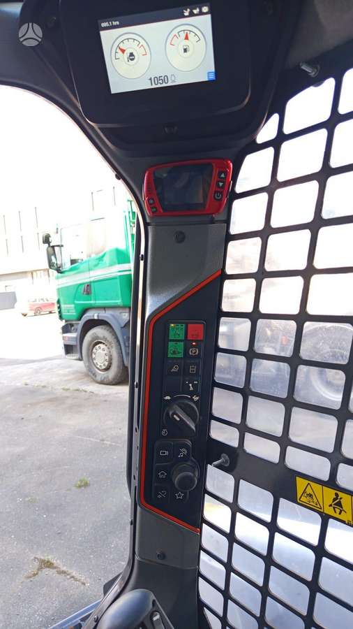 Bobcat S76, мини-погрузчики