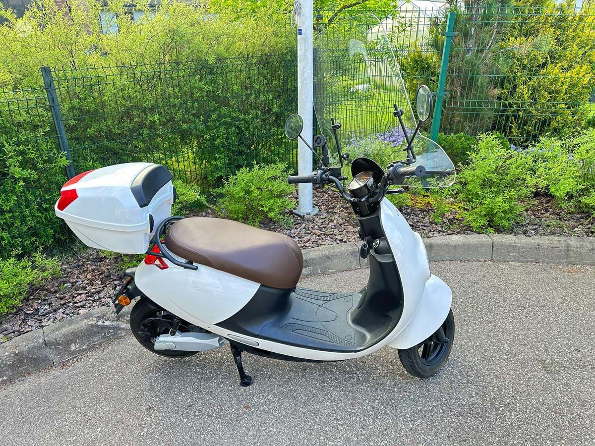 Wayel W2, scooters / mopeds