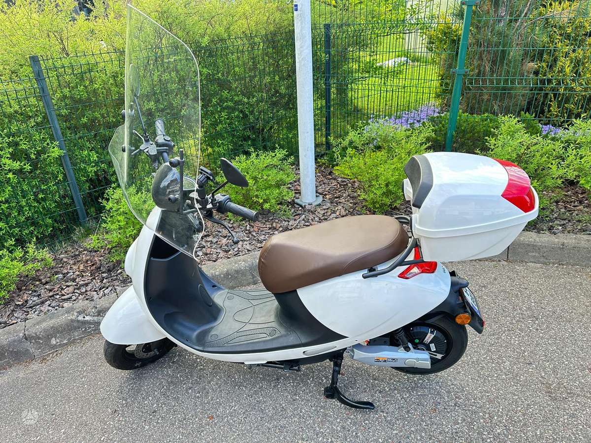 Wayel W2, scooters / mopeds
